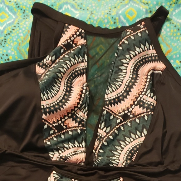 Adore me one piece with mesh Swimsuit 3xl - Picture 4 of 6
